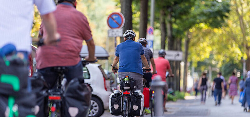Berufsverkehr auf dem Radweg