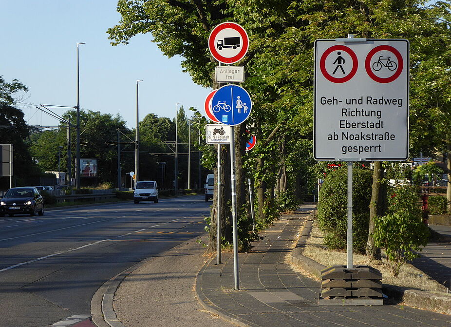 Radweg in Darmstadt Radweg in Darmstadt