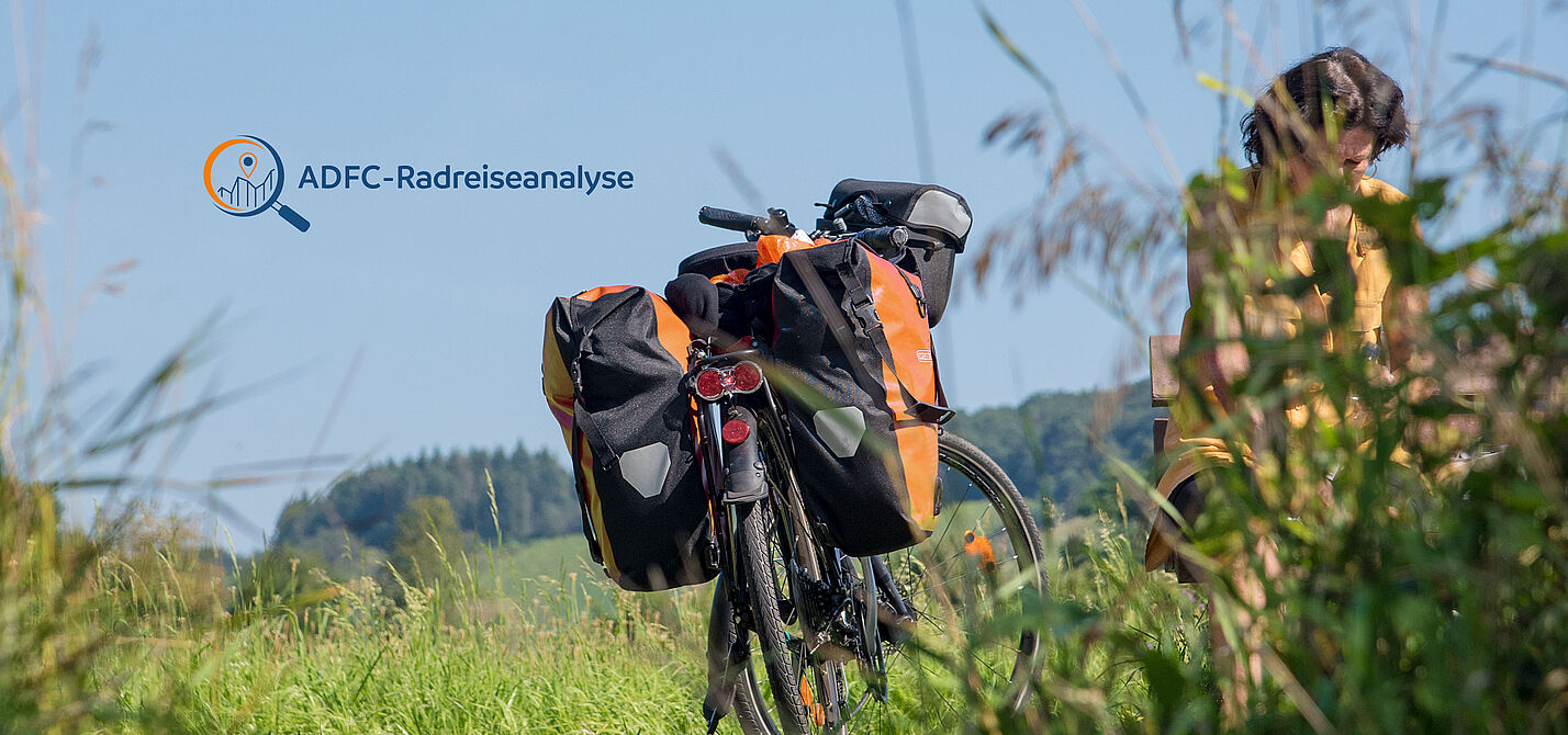 ADFC-Radreiseanalyse 2023 Die ADFC-Radreiseanalyse beantwortet die wichtigsten Fragen zum Radtourmismus in Deutschland.